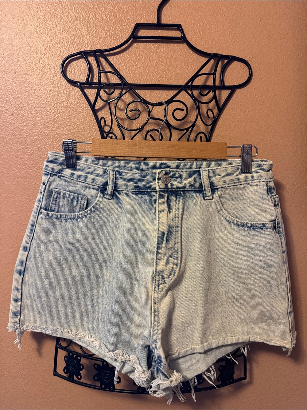 Shein Light Wash Denim High-Rise Frayed Hem Shorts
